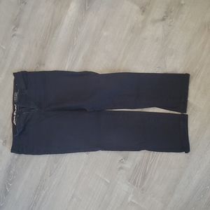 Beautiful Women’s Black Eddies Bauer Jeans Size  12 in Great Used Condition